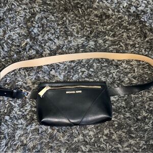 Michael Kors Black and Tan Belt Bag NWOT SIZE L/XL